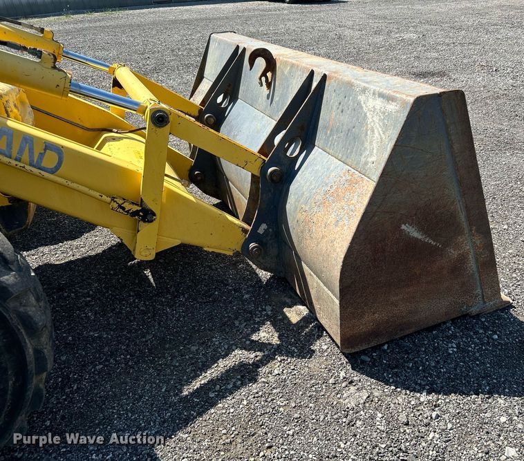 image for item KW9026 2002 New Holland LB75B  backhoe