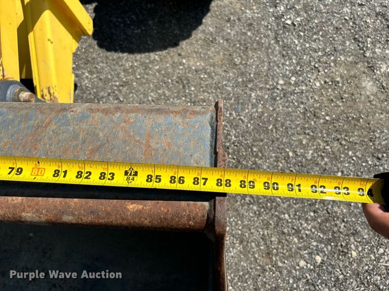 image for item KW9026 2002 New Holland LB75B  backhoe