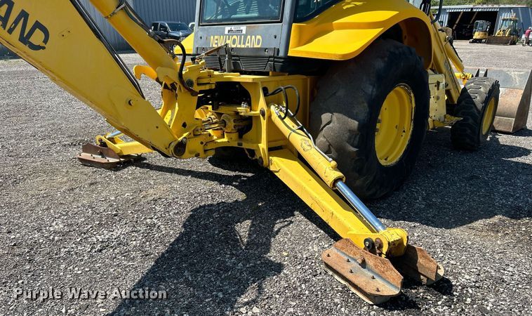 image for item KW9026 2002 New Holland LB75B  backhoe