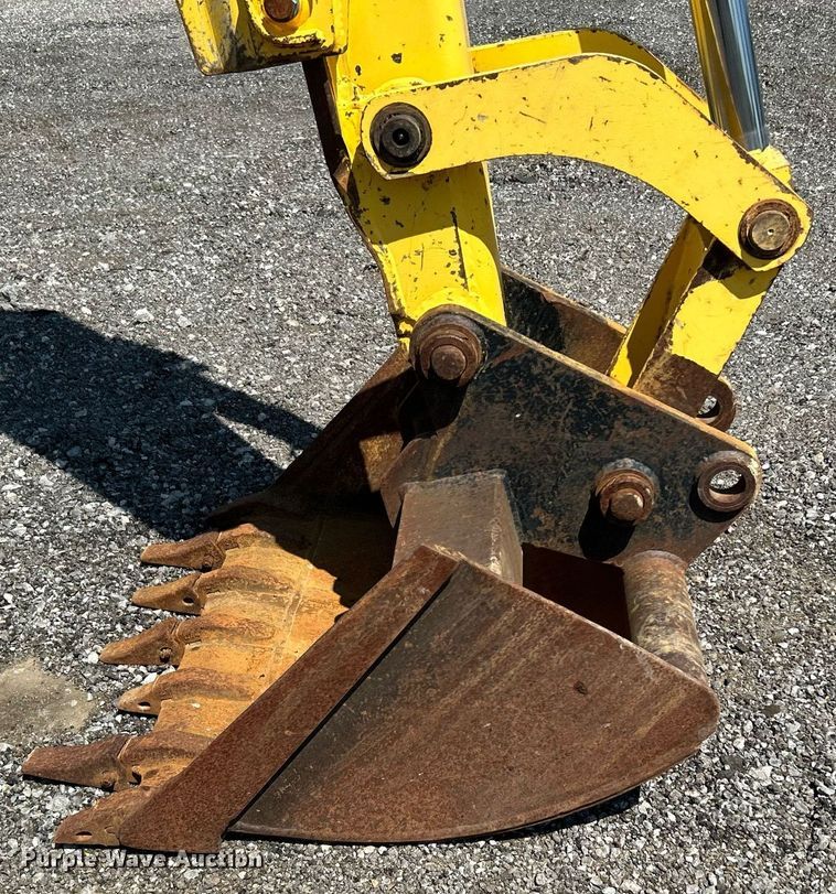 image for item KW9026 2002 New Holland LB75B  backhoe