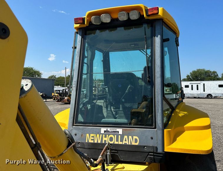 image for item KW9026 2002 New Holland LB75B  backhoe