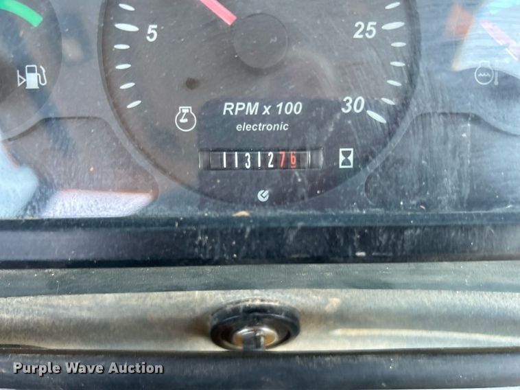 image for item KW9026 2002 New Holland LB75B  backhoe