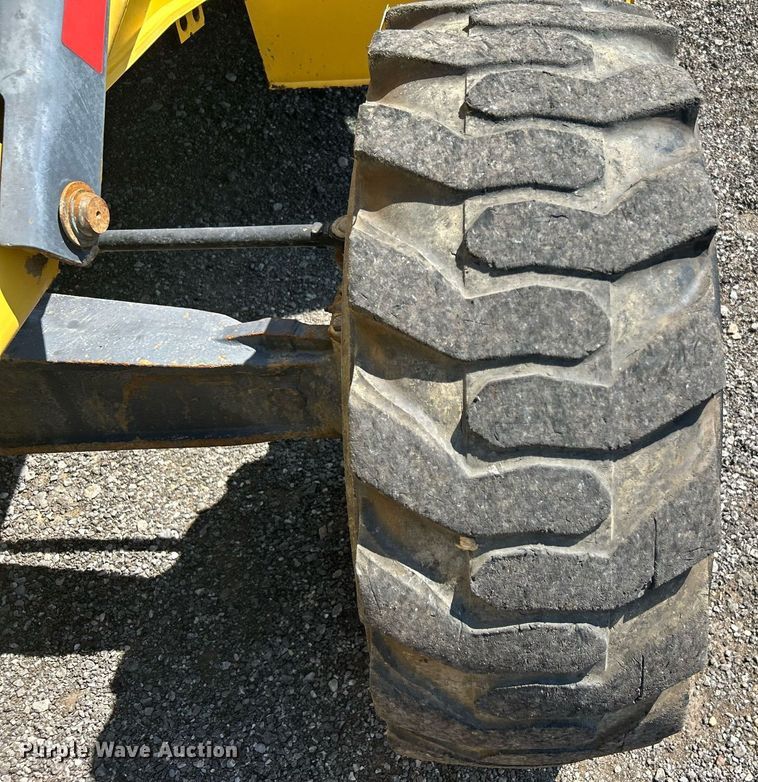 image for item KW9026 2002 New Holland LB75B  backhoe