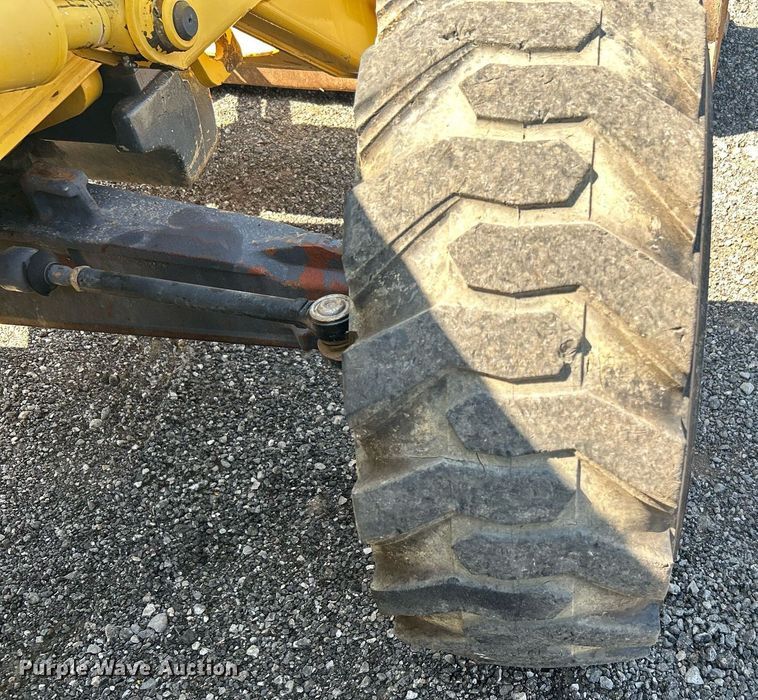 image for item KW9026 2002 New Holland LB75B  backhoe