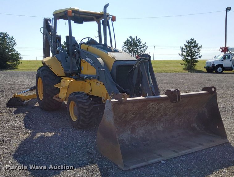 image for item KW9028 2004 Volvo BL60  backhoe