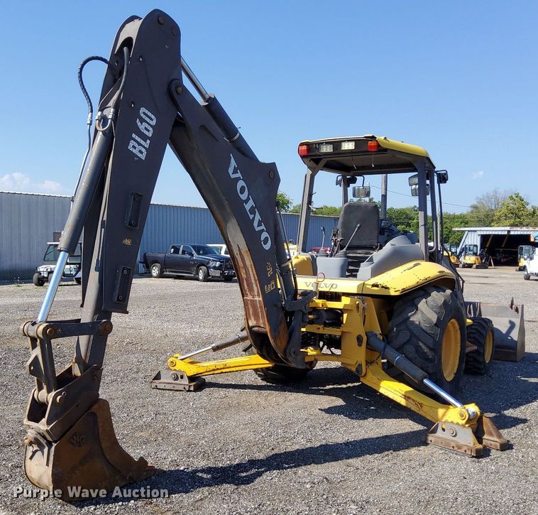 image for item KW9028 2004 Volvo BL60  backhoe