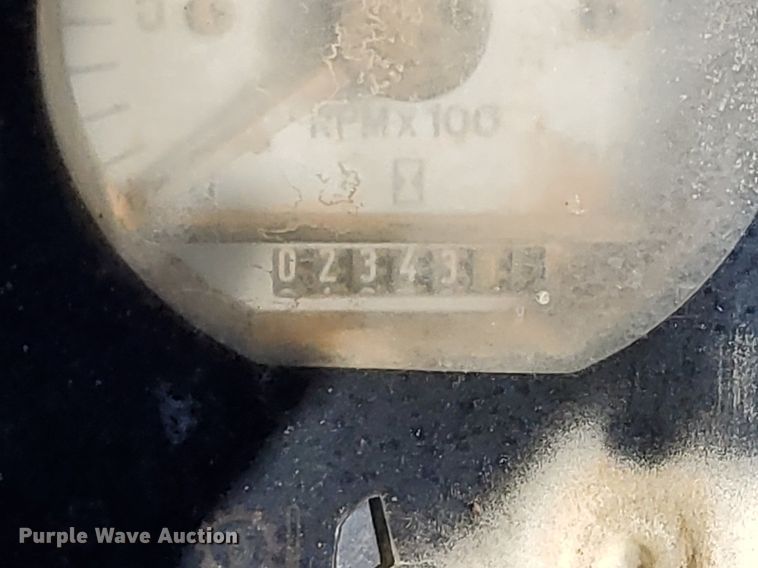 image for item KW9028 2004 Volvo BL60  backhoe