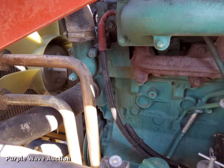 image for item KW9028 2004 Volvo BL60  backhoe