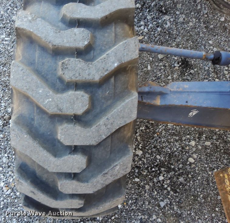 image for item KW9028 2004 Volvo BL60  backhoe