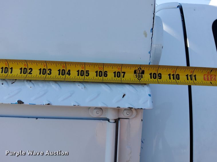 image for item KW9029 2004 Ford F550 Super Duty XL bucket truck