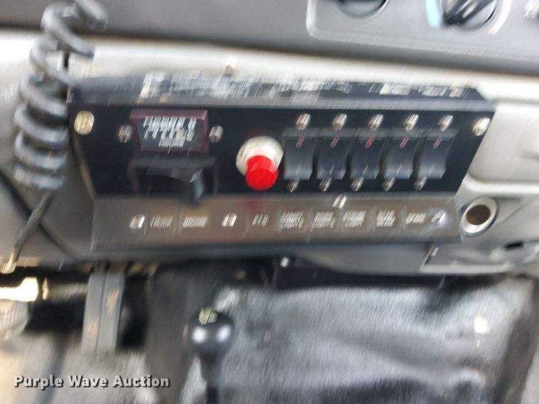 image for item KW9029 2004 Ford F550 Super Duty XL bucket truck