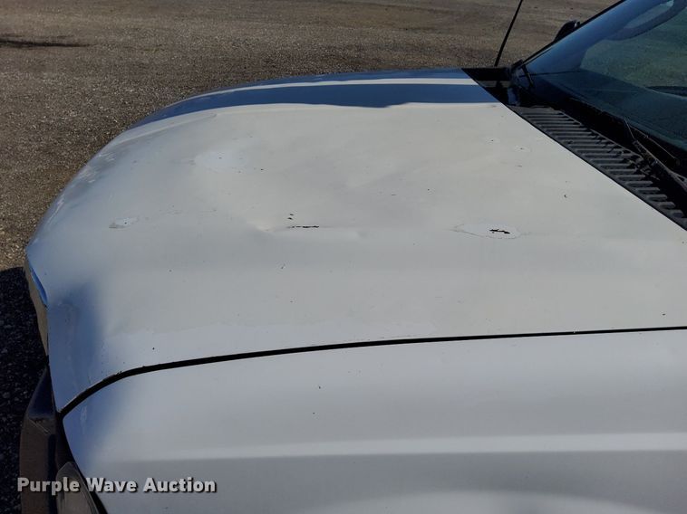 image for item KW9029 2004 Ford F550 Super Duty XL bucket truck