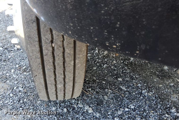 image for item KW9029 2004 Ford F550 Super Duty XL bucket truck