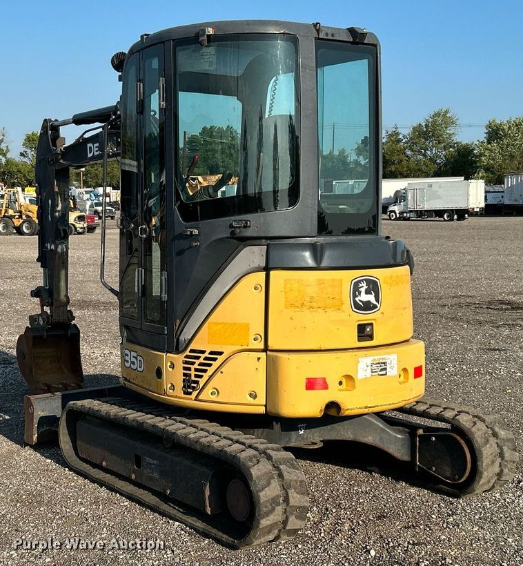 image for item KW9033 2013 John Deere 35D  mini excavator