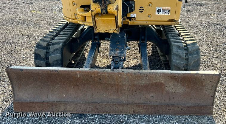 image for item KW9033 2013 John Deere 35D  mini excavator