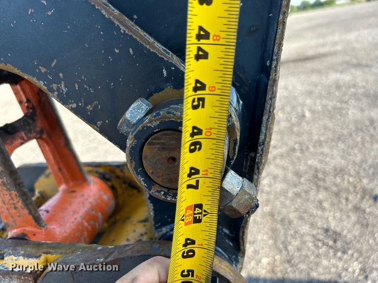 image for item KW9033 2013 John Deere 35D  mini excavator