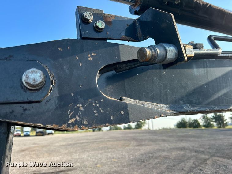 image for item KW9033 2013 John Deere 35D  mini excavator