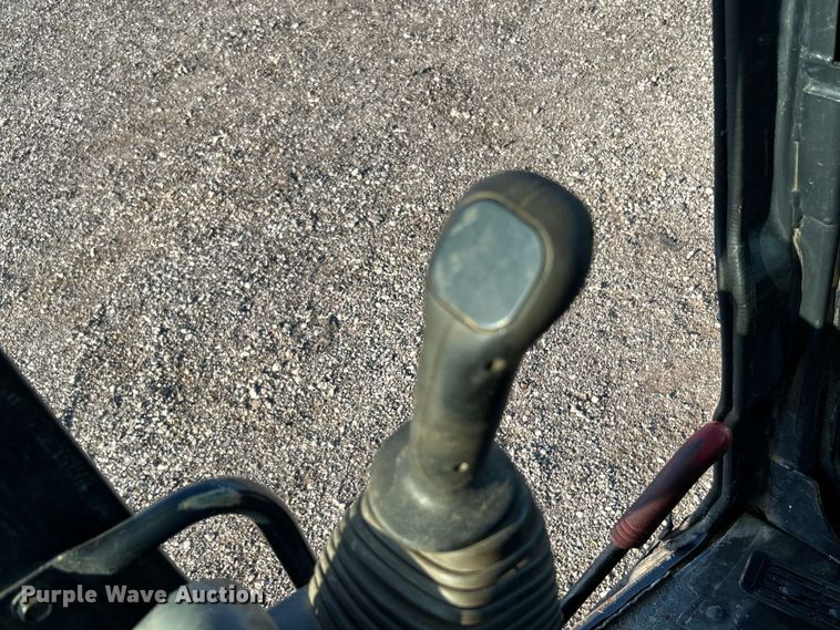 image for item KW9033 2013 John Deere 35D  mini excavator