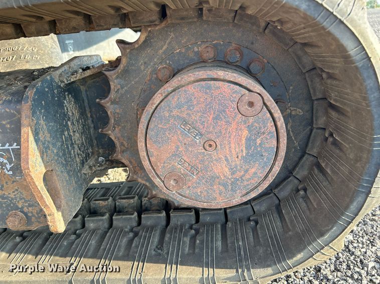 image for item KW9033 2013 John Deere 35D  mini excavator