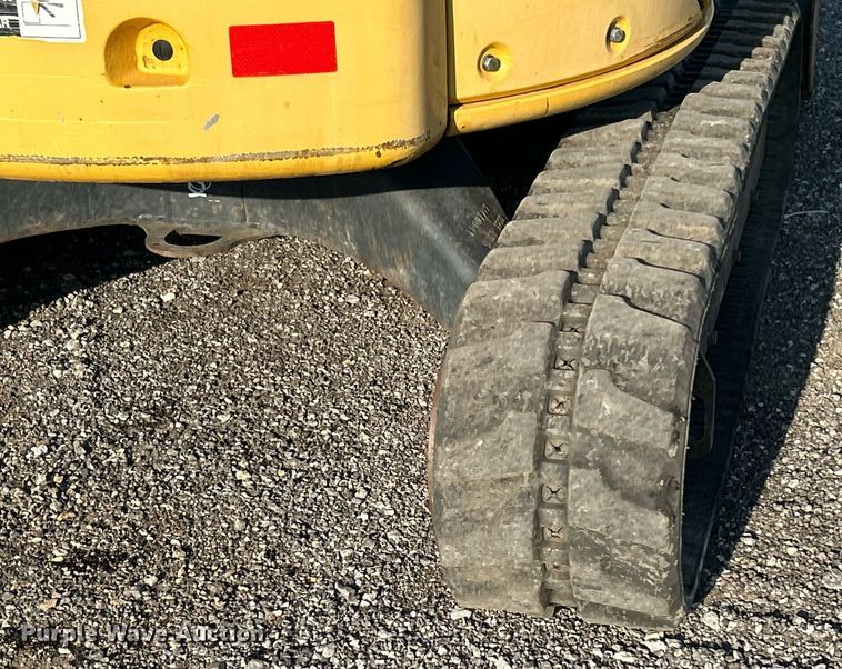 image for item KW9033 2013 John Deere 35D  mini excavator