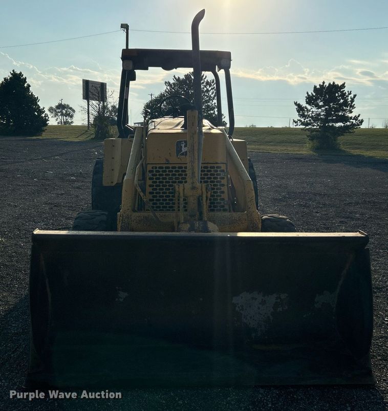 image for item KW9034 John Deere 210C  backhoe