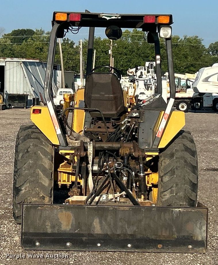 image for item KW9034 John Deere 210C  backhoe