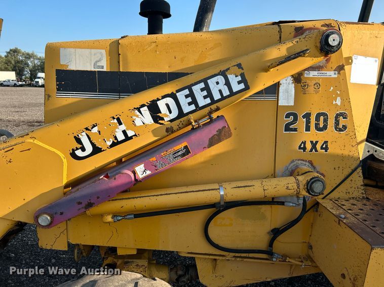 image for item KW9034 John Deere 210C  backhoe