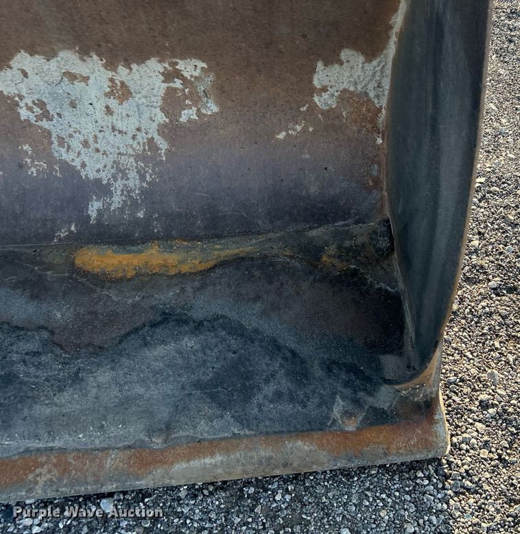 image for item KW9034 John Deere 210C  backhoe