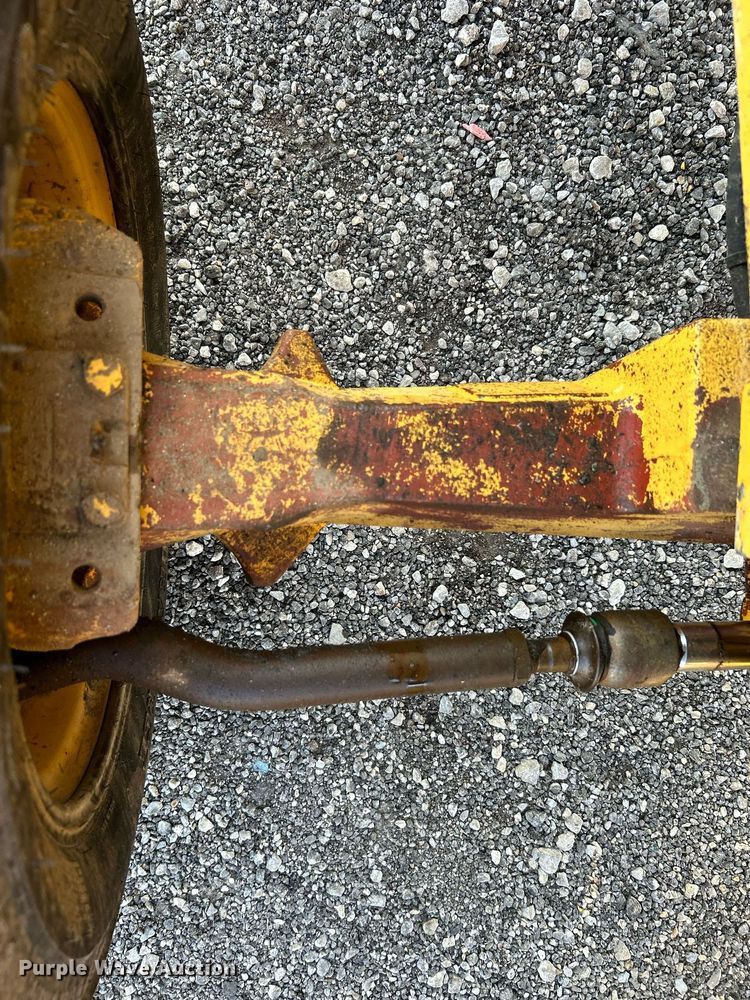 image for item KW9034 John Deere 210C  backhoe