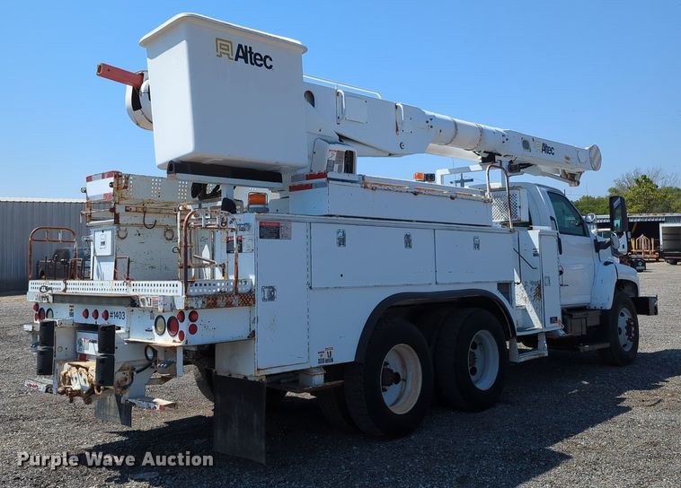 image for item KW9038 2006 Chevrolet C8500  bucket truck