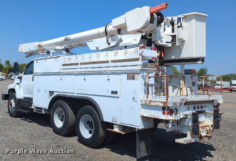 image for item KW9038 2006 Chevrolet C8500  bucket truck