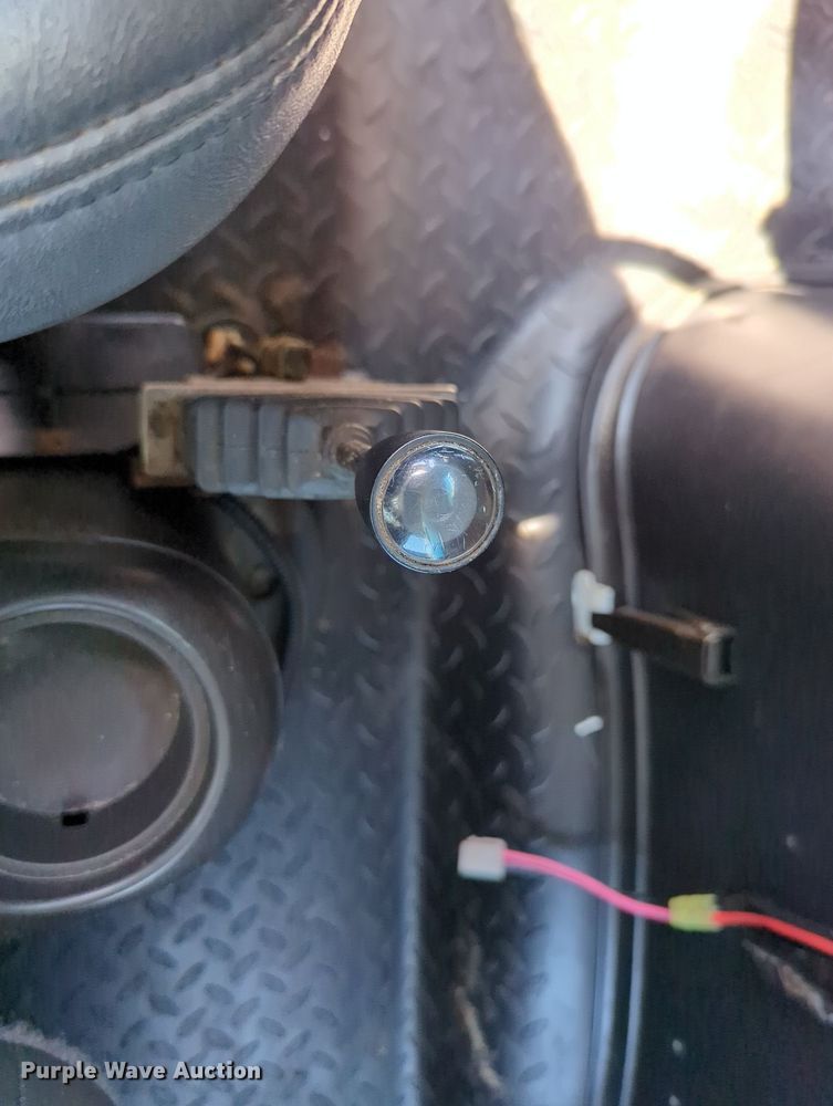 image for item KW9038 2006 Chevrolet C8500  bucket truck