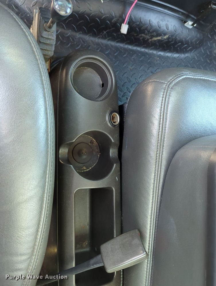 image for item KW9038 2006 Chevrolet C8500  bucket truck