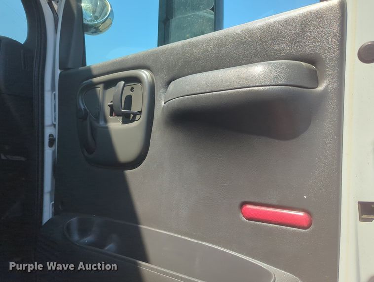 image for item KW9038 2006 Chevrolet C8500  bucket truck