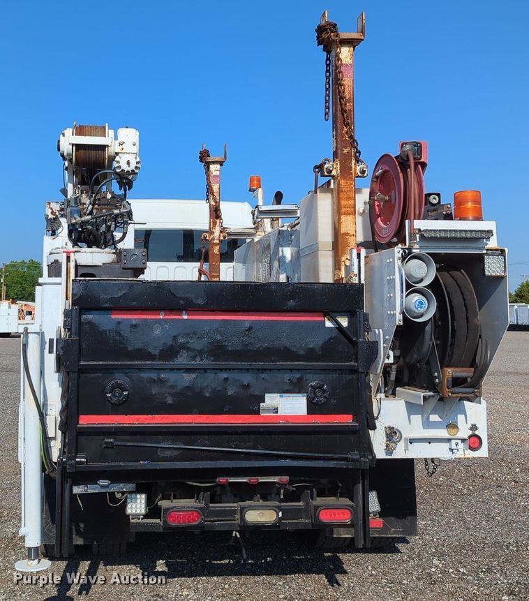 image for item KW9043 2013 Freightliner Business Class M2  utility / service truck