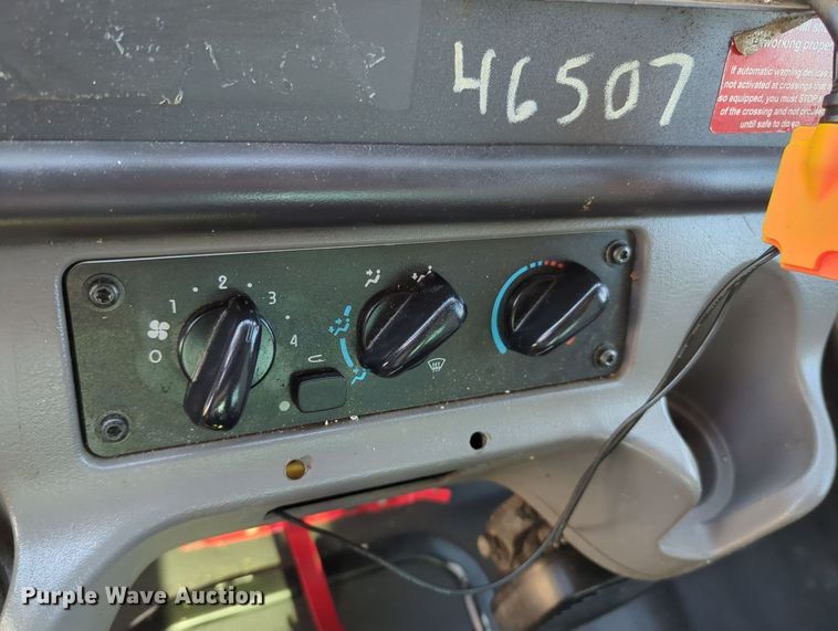 image for item KW9043 2013 Freightliner Business Class M2  utility / service truck