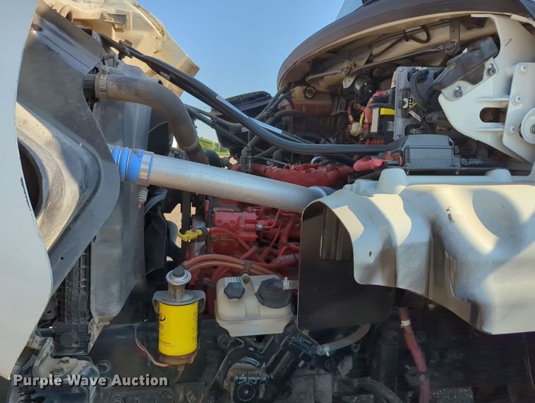 image for item KW9043 2013 Freightliner Business Class M2  utility / service truck