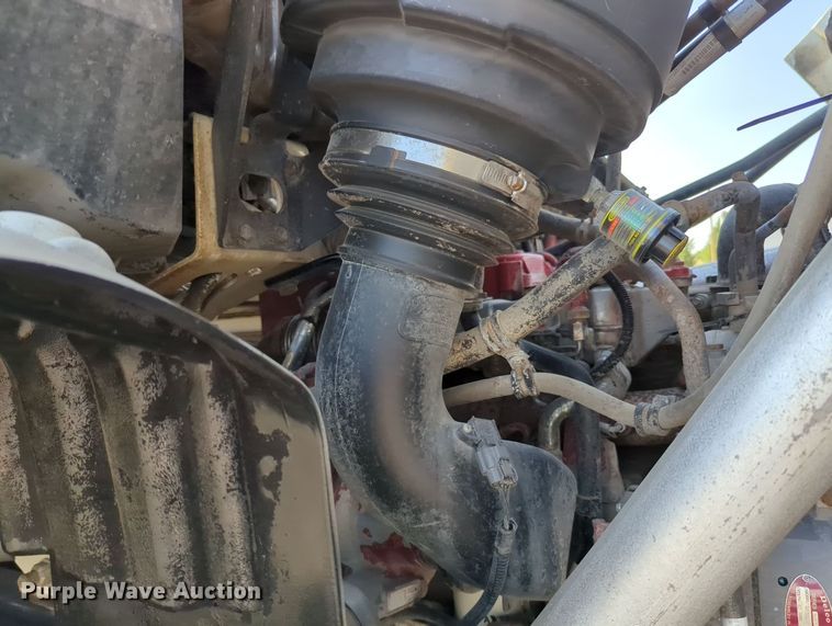 image for item KW9043 2013 Freightliner Business Class M2  utility / service truck