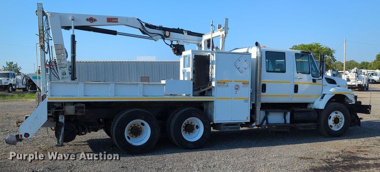 image for item KW9046 2010 International 7000  crane truck