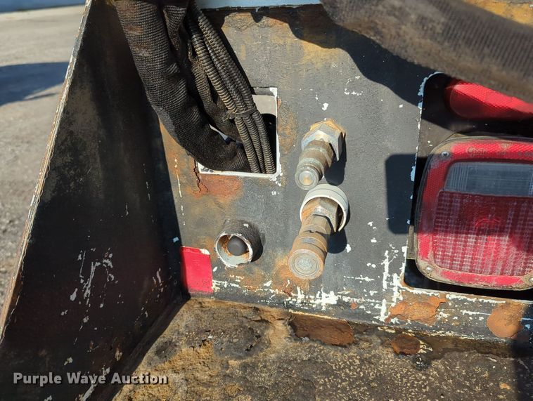 image for item KW9046 2010 International 7000  crane truck