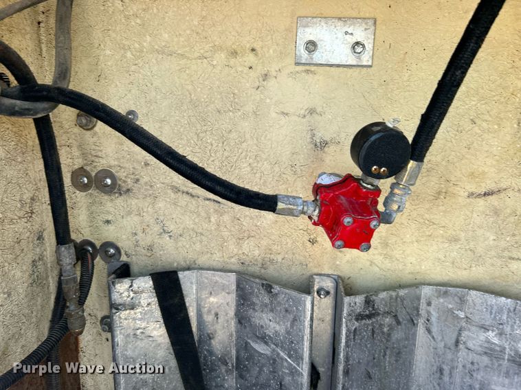 image for item KW9054 2006 Ford F450 Super Duty  bucket truck