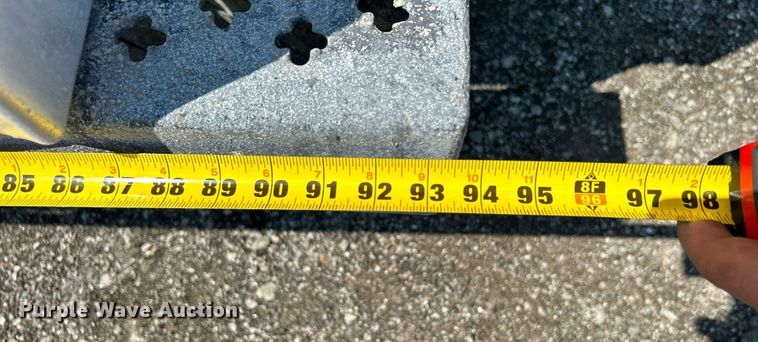 image for item KW9054 2006 Ford F450 Super Duty  bucket truck