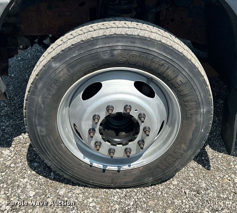 image for item KW9054 2006 Ford F450 Super Duty  bucket truck