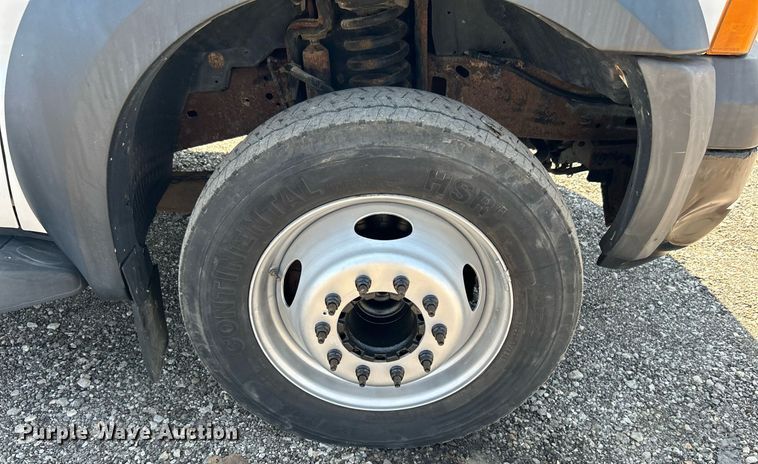 image for item KW9054 2006 Ford F450 Super Duty  bucket truck