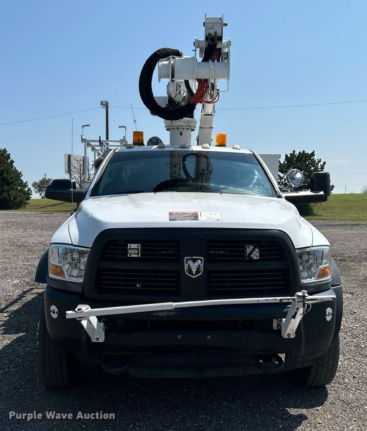 image for item KW9055 2012 Dodge Ram 5500HD bucket truck