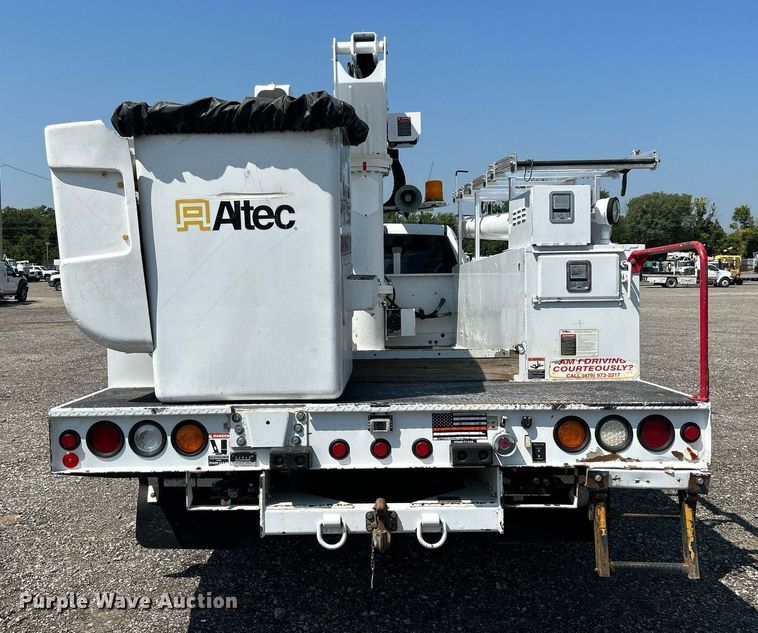 image for item KW9055 2012 Dodge Ram 5500HD bucket truck