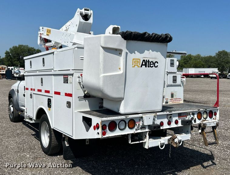 image for item KW9055 2012 Dodge Ram 5500HD bucket truck