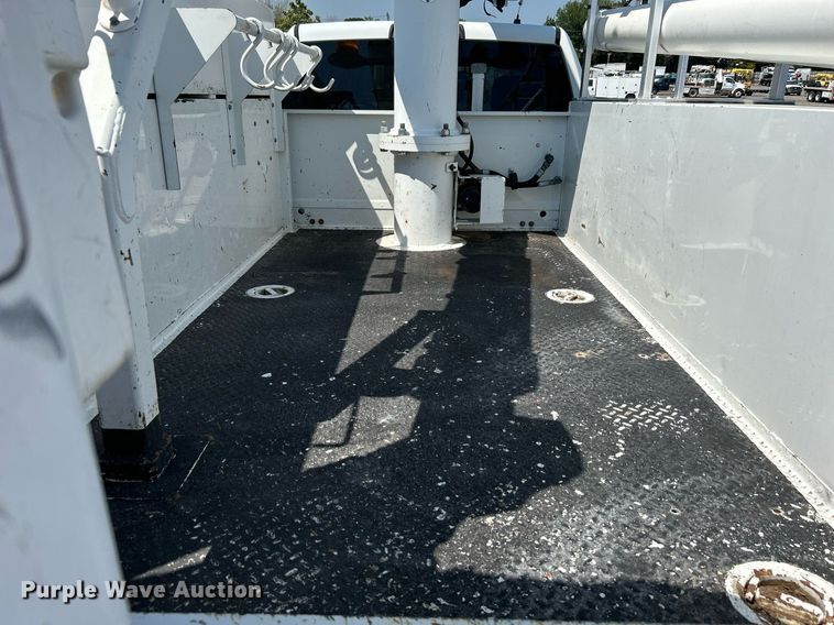 image for item KW9055 2012 Dodge Ram 5500HD bucket truck