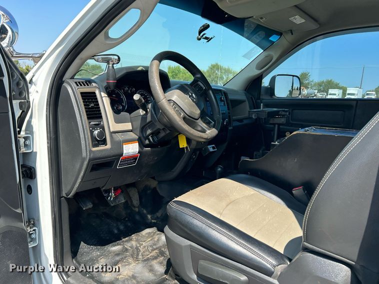 image for item KW9055 2012 Dodge Ram 5500HD bucket truck