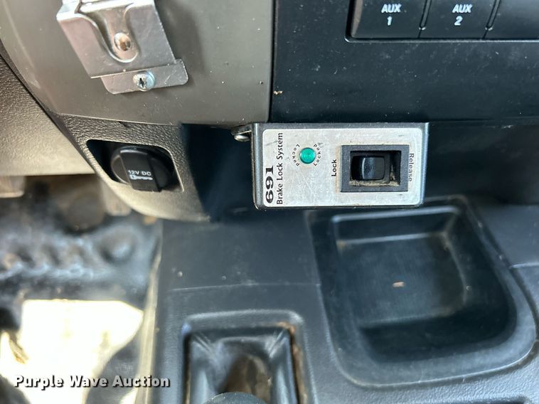 image for item KW9055 2012 Dodge Ram 5500HD bucket truck